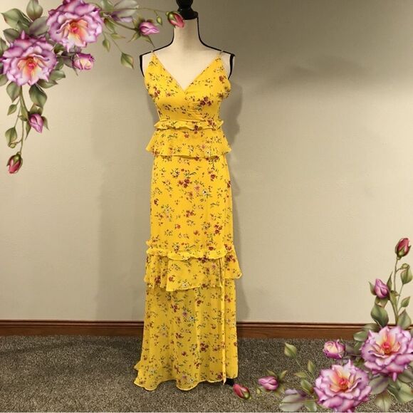 Lulus maxi floral dress with straps - Picture 1 of 15